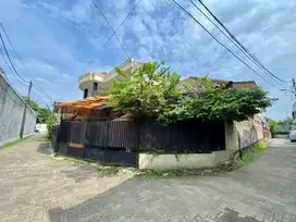 RUMAH DI LEBAK BULUS MUMER MANTAP