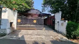 Rumah Bagus Strategis cocok invest Kost  Veteran Bintaro Jakarta