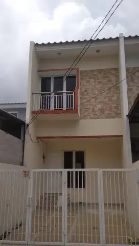 Rumah 2Lt Luas 65m Type 2KT Gading Griya Residence Kelapa Gading