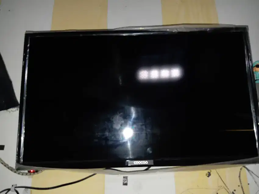 TV Analog Coocaa 24 Inch tanpa Set Top Box