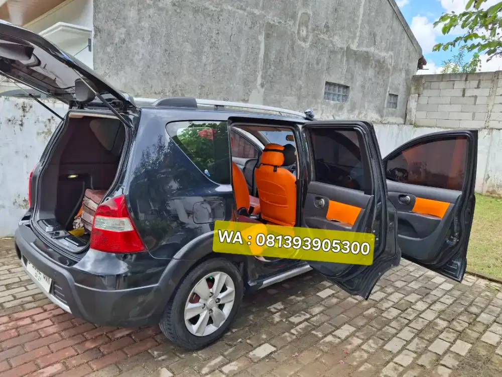 *Livina X-Gear 1.5 Automatic Hitam Tahun 2010