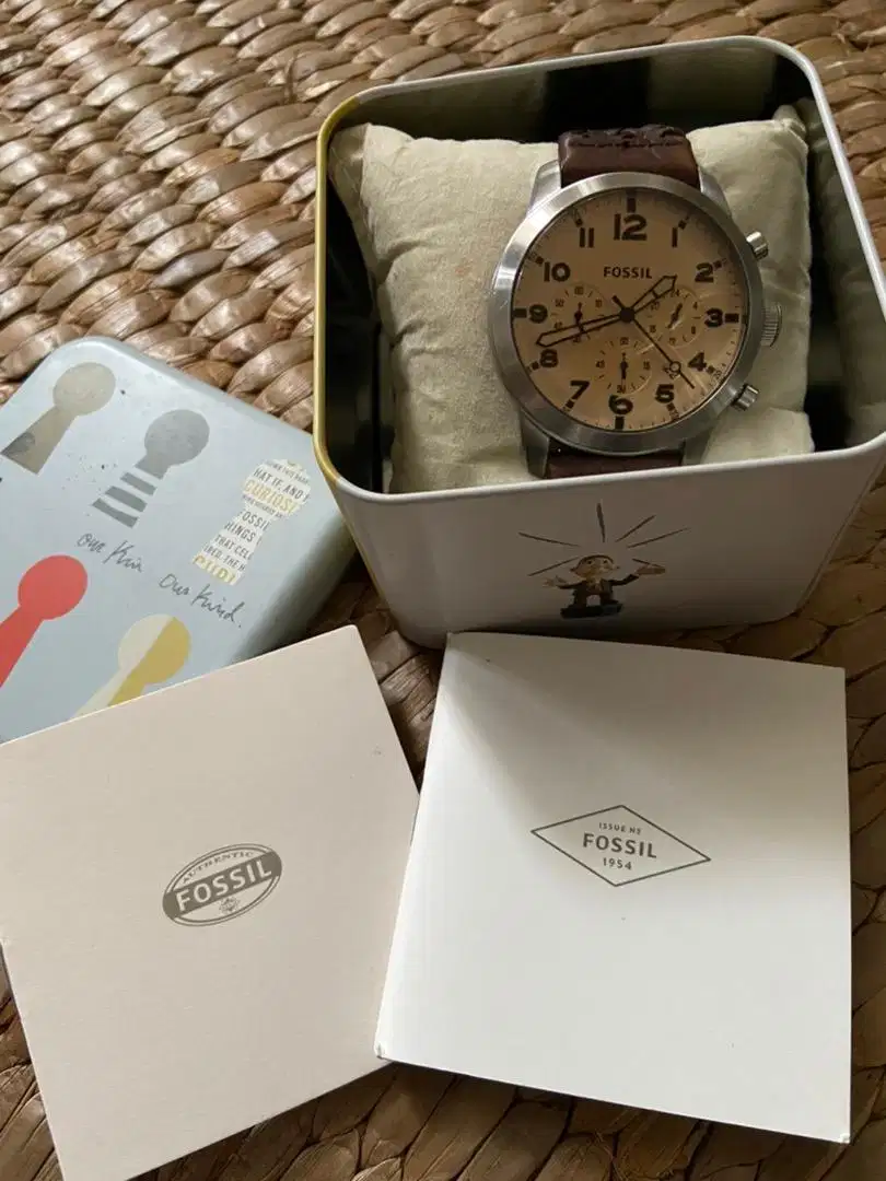 Jam tangan pria FOSSIL (asli)