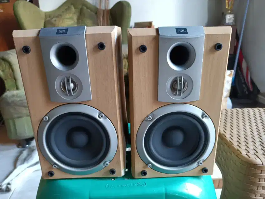 Speaker JBL bookshelf spiker
