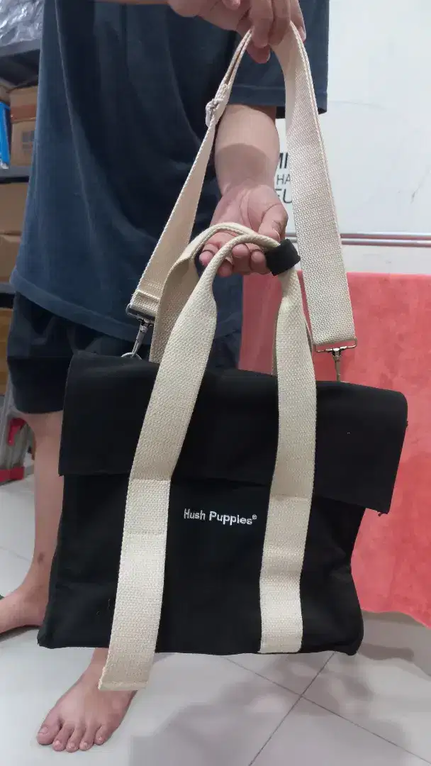 Tas Hush Puppies