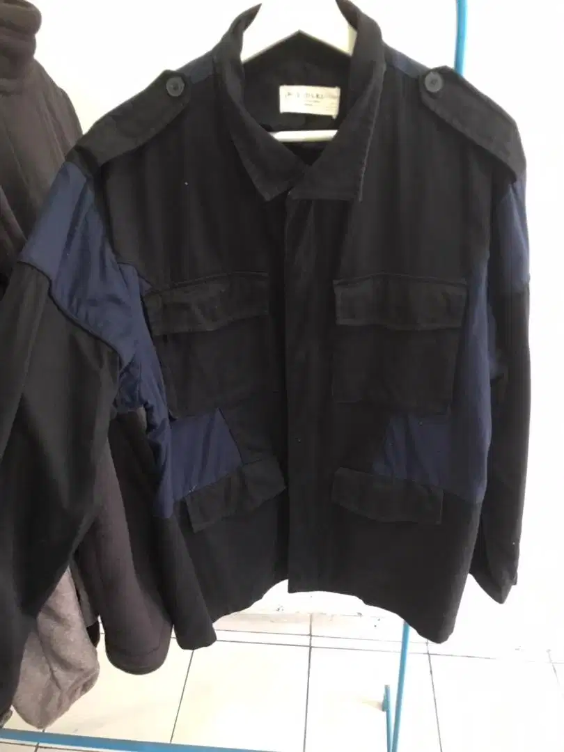 Jaket XSML tebal XL masih baru 1-2 kali pakai