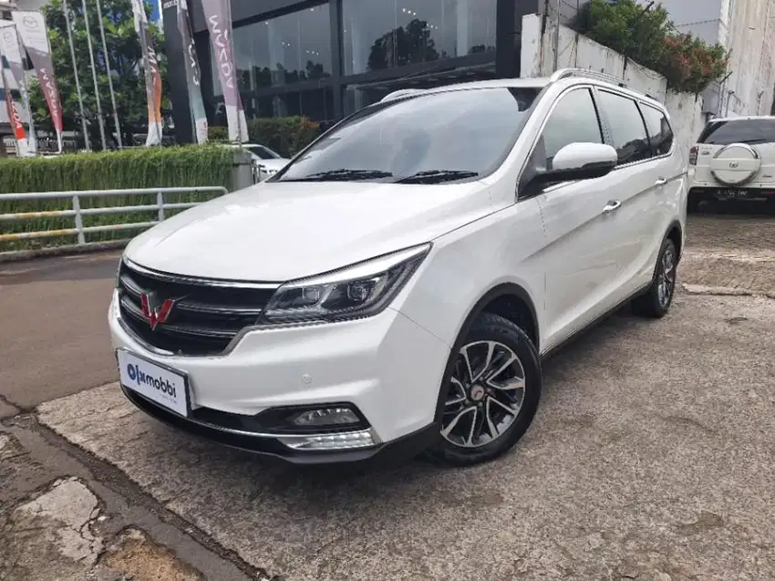 [OLX Mobbi] Wuling Cortez Putih 1.8 L Lux i-AMT Bensin-AT 2017 TZF