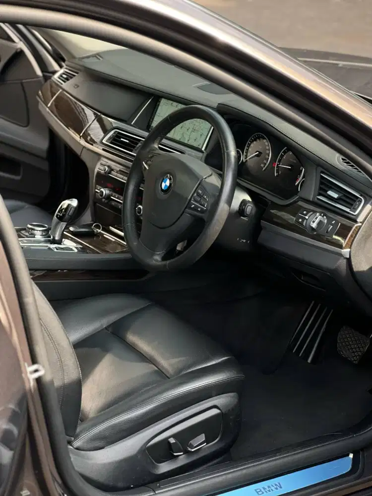 BMW 730Li Executive Line F02