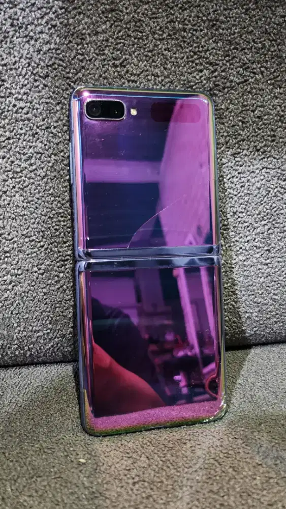 Samsung Zflip 8/256GB murah minus