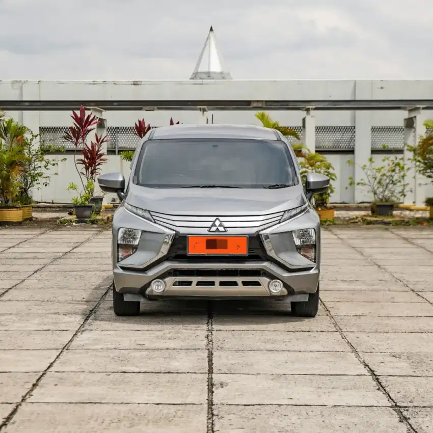 Xpander 1.5 Sport Matic 2019 KM LOW