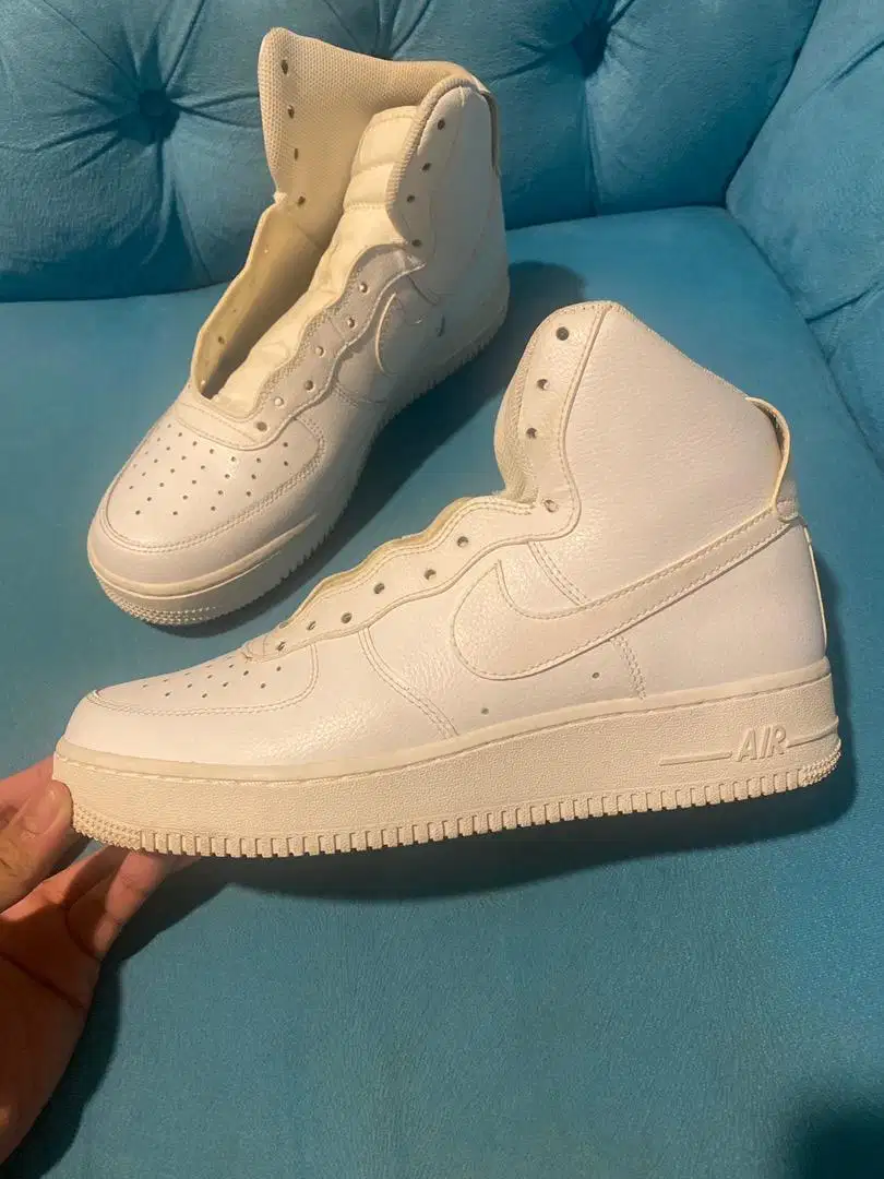 Nike Air Force 1 High. 44