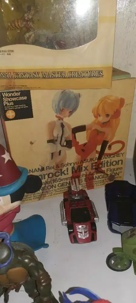 Diecast evangelion ,disney