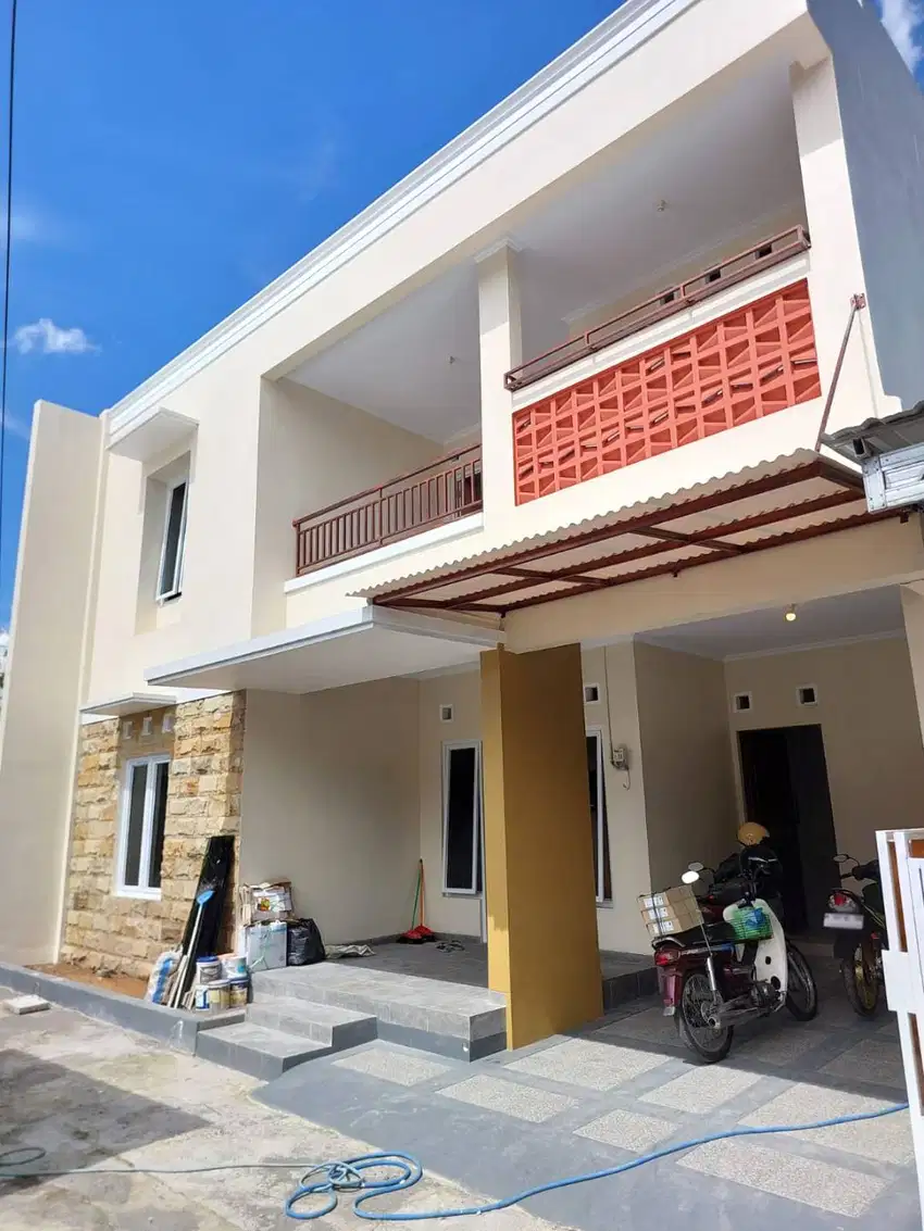 Rumah Baru 2 Lantai dekat Jalan Candi Gebang