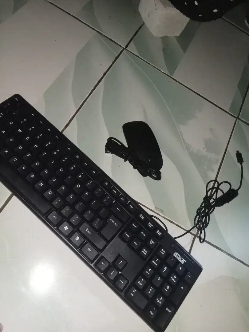 Keyboard & mouse wired
