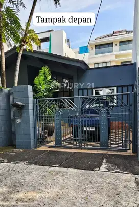 Pondok Indah ELITE And EXCLUSIVE House In Cozy Establishment