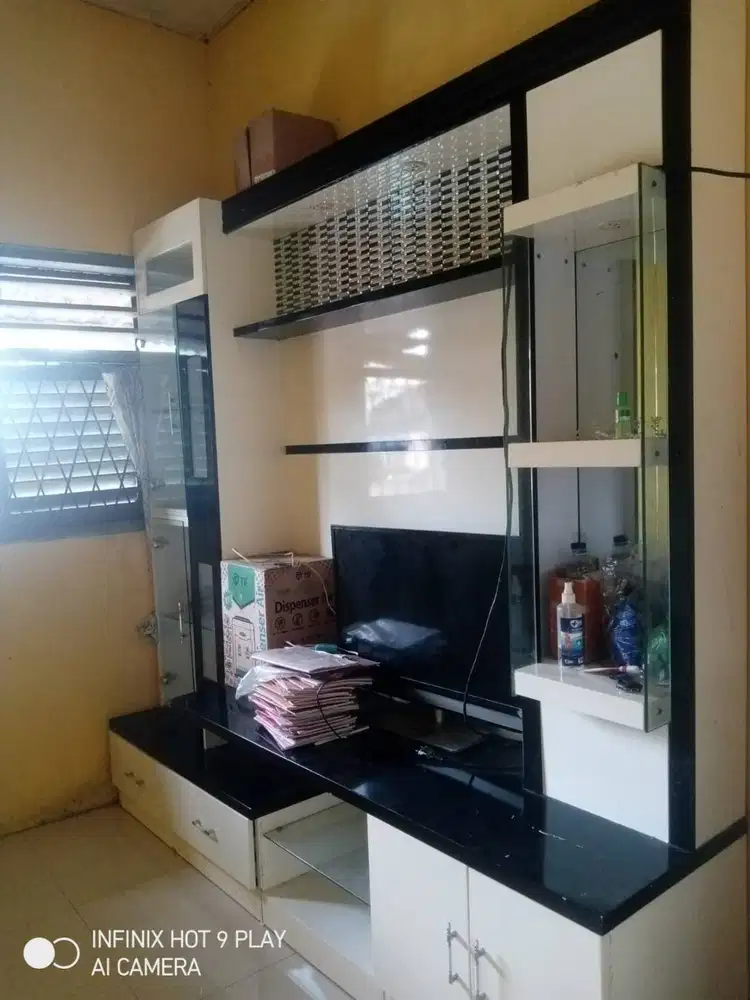 Dijual Murah Lemari Jumbo Hias Ukuran Besar