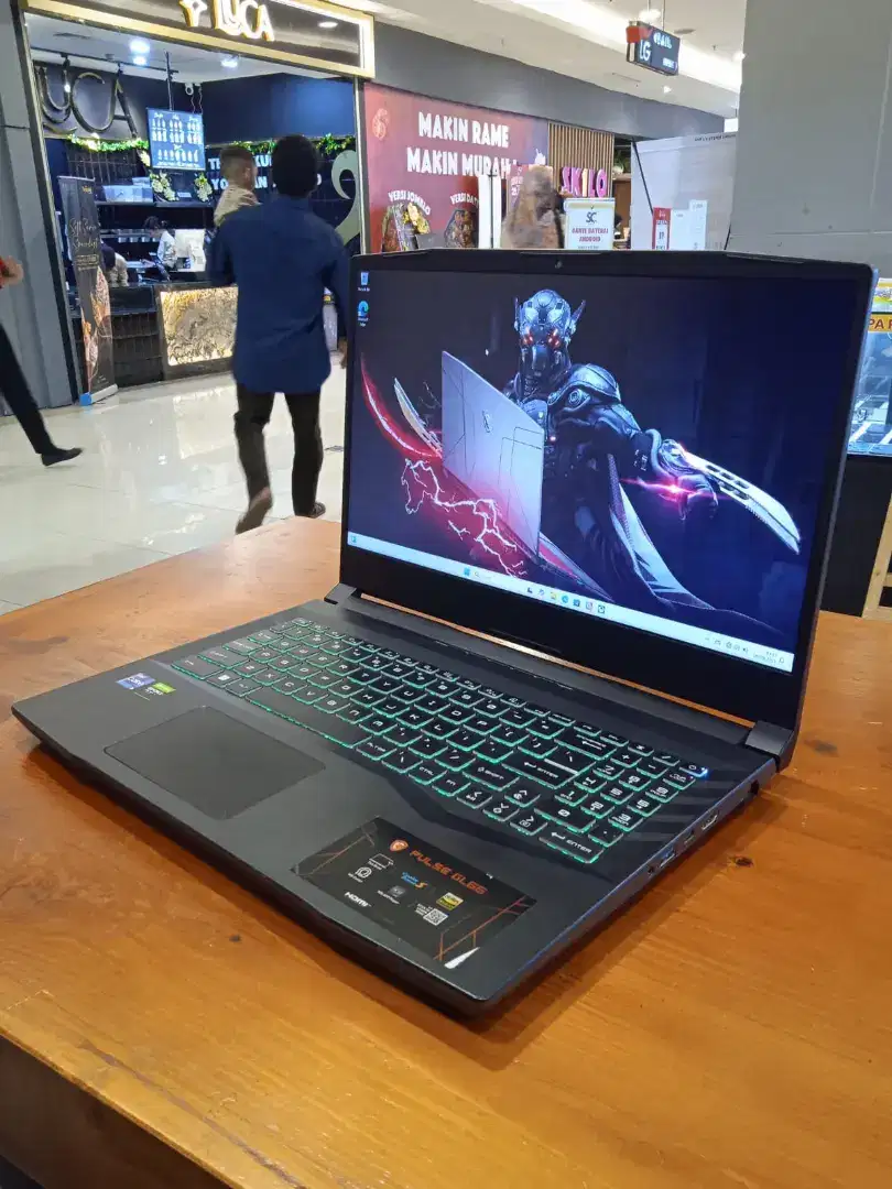 MSI PULSE GL66 12 UEK-E15831MS