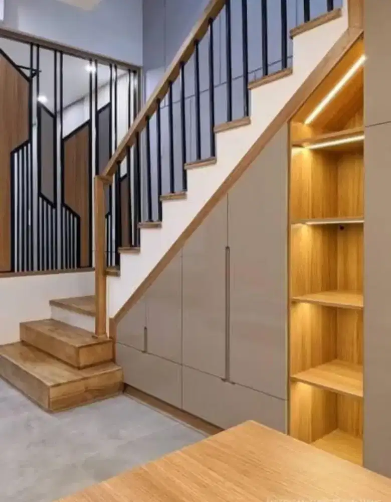 Cabinet Bawah Tangga