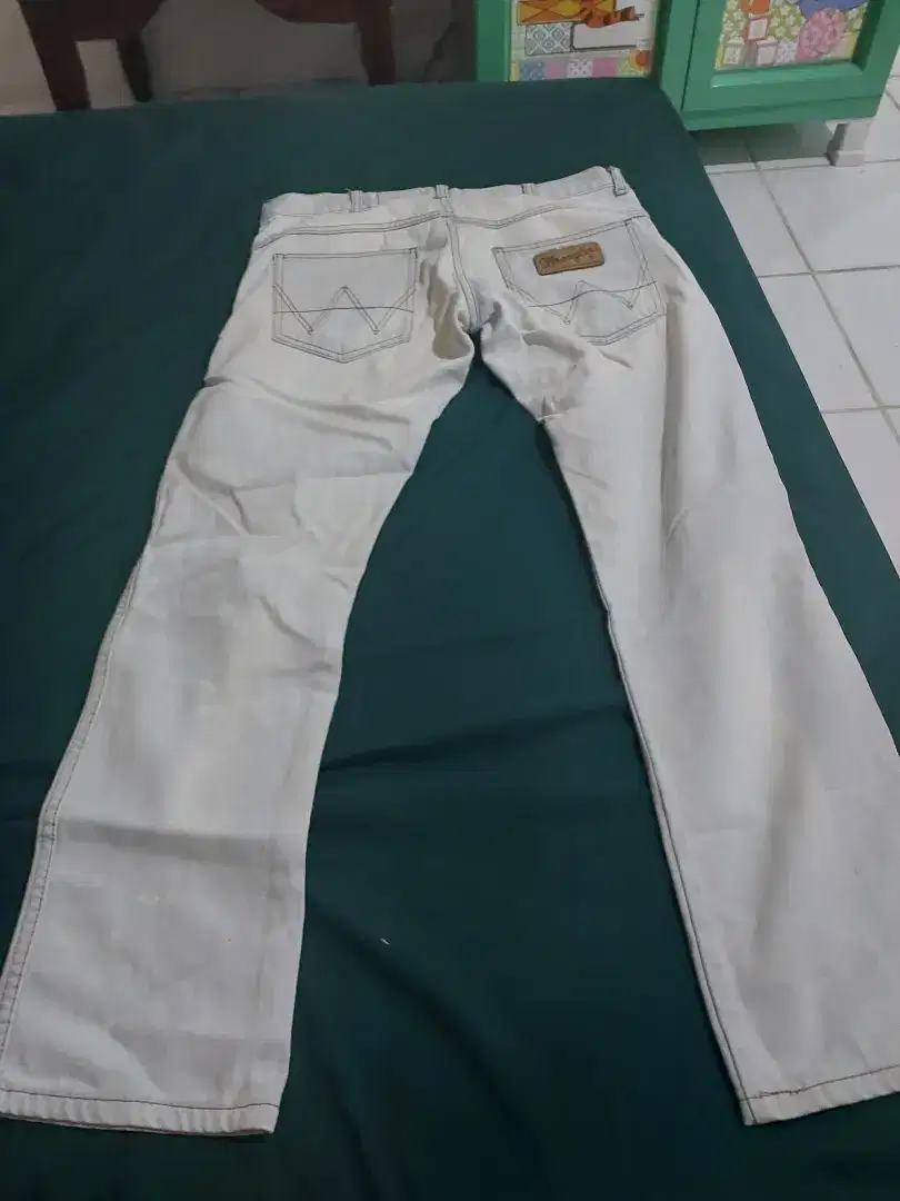 Celana second merk wrangler