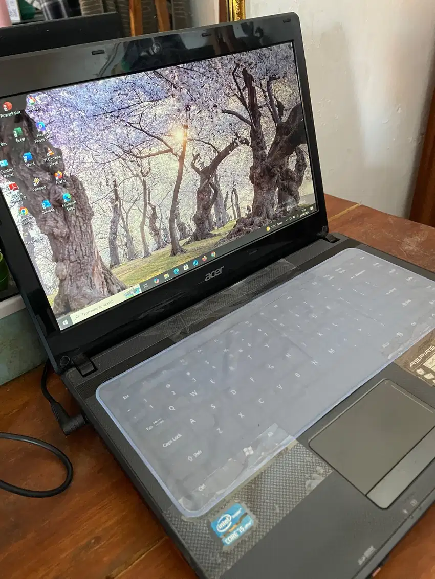 Laptop acer aspire 4739 core i5 sudah ssd