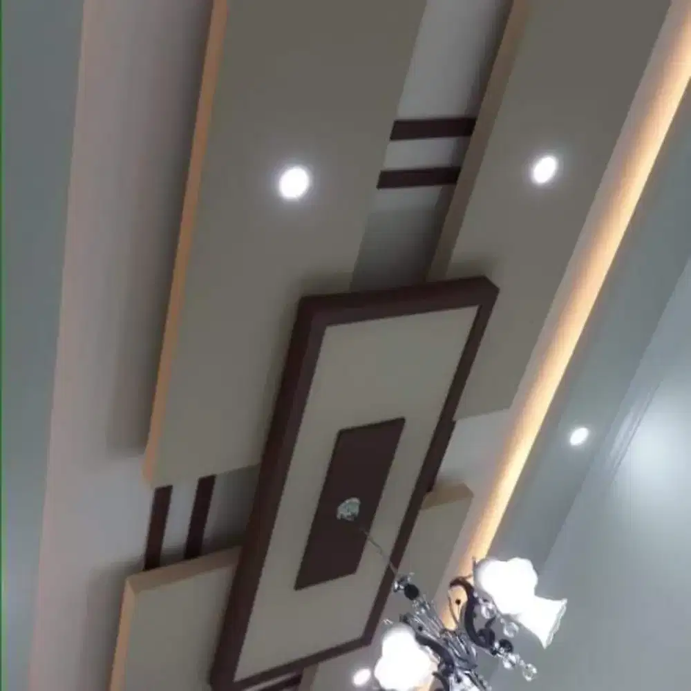 Plafon minimalis dan walmolding ruangan