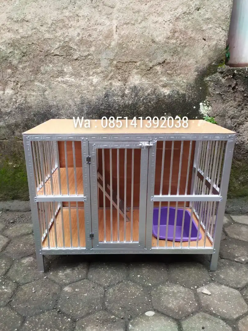 Kandang kucing dengan struktur kuat dan tidak mudah rusak