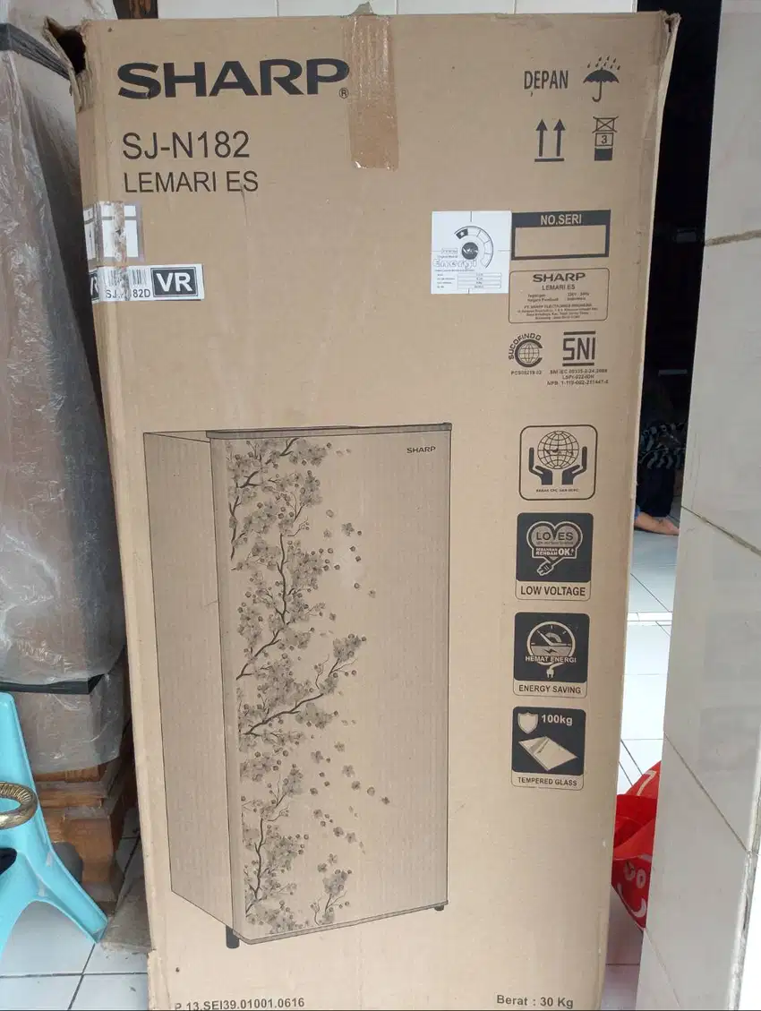 Jual kulkas Sharp baru beli
