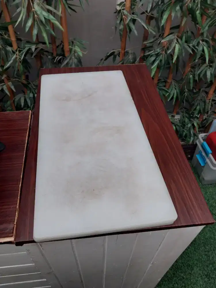 DIJUAL TALENAN BESAR BEKAS RESTO