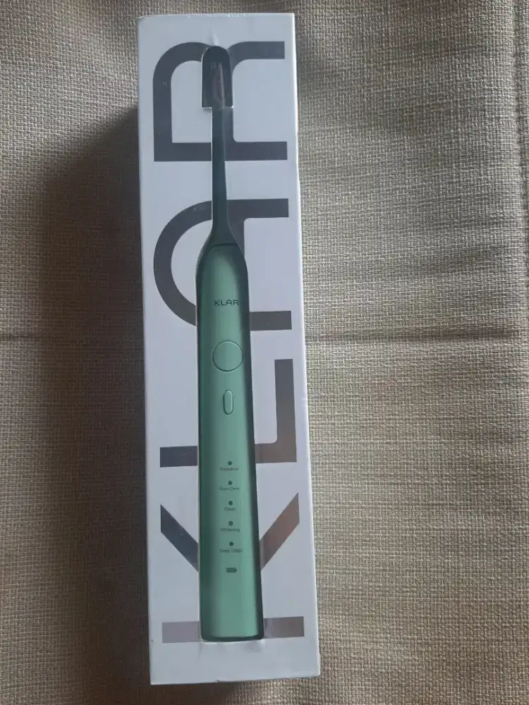 Sikat gigi electric Clar