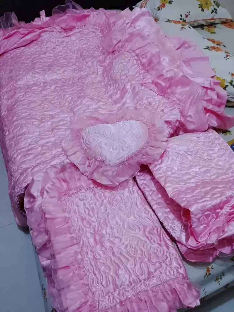 Sprei Pengantin Satin Rosana Warna Pink