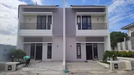 RUMAH 2 LANTAI LOKASI DEKAT SEKOLAH, RS DAN PUSAT BISNIS DI MAKASSAR