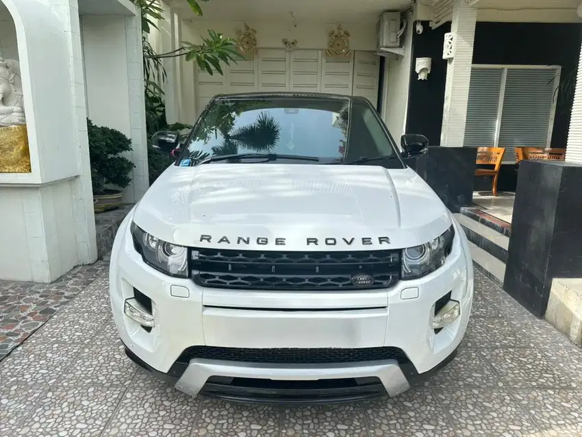 Range Rover Evoque Dinamic Si4 2.0 L tahun 2013