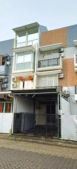 Rumah Katamaran Indah PIK 3Lt 4x11,5 3KT SHM Free 4 AC Bisa KPR