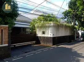 Rumah Gaharu I - Cilandak