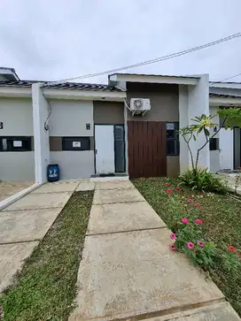 Di Jual/takeover rumah minimalis dekat puspiptek Serpong