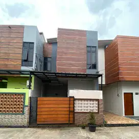 rumah second dalam cluster,2 lantai 500 jtan,cilodong,pondok rajeg
