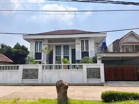 Di jual rumah di Taman Cipulir Estate