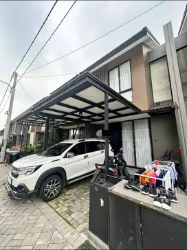 Dijual Rumah Ciamik di Central Park Merr!