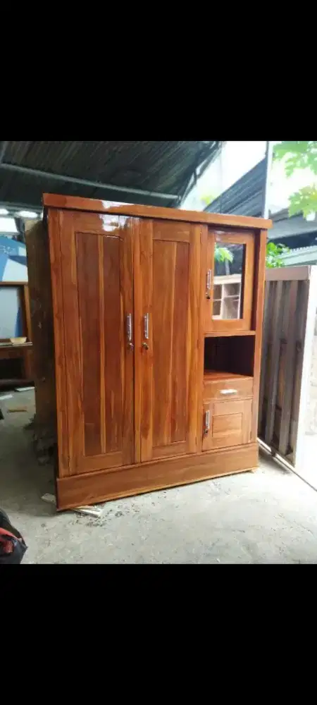 lemari pakaian jati asli