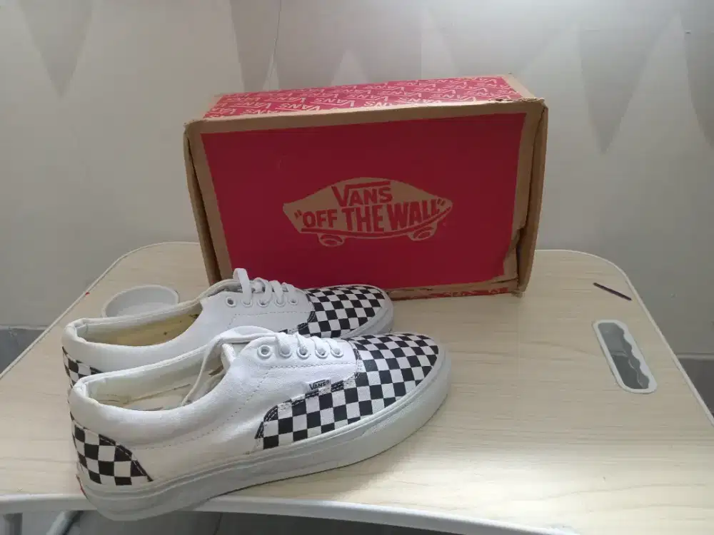 Sepatu Vans Checker Board