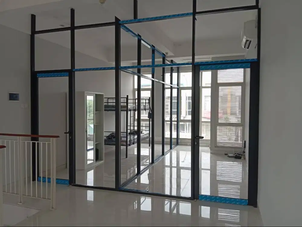 Partisi Kaca, Partisi Aluminium, Partisi gypsum, sekat ruangan