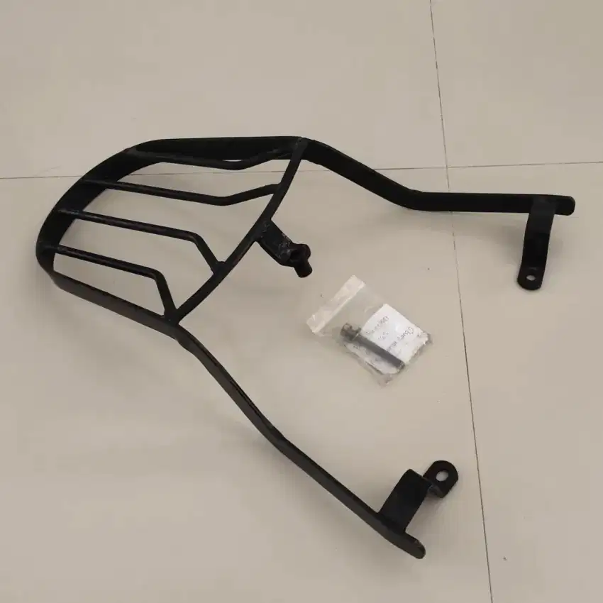 Bracket Box Givi breket Vario 125 KZR