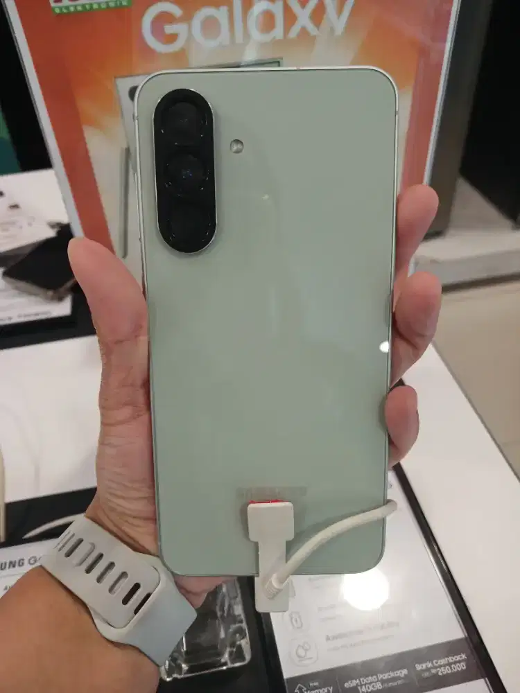 SAMSUNG A56 5G CASH CREDIT