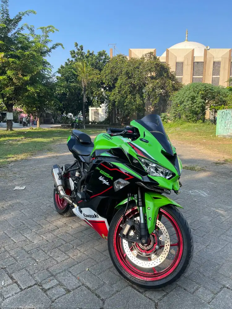 Kawasaki ZX25 R ABS QS TAHUN 2022 ( Tipe Tertinggi )