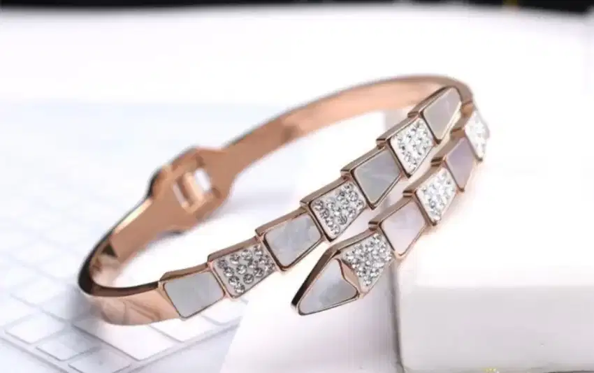 Gelang Bangle Titanium