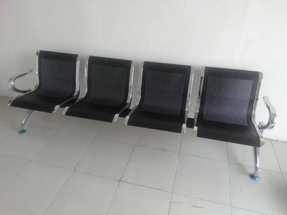 Peralatan Kantor Ruang Tunggu Kursi 4 Sandaran