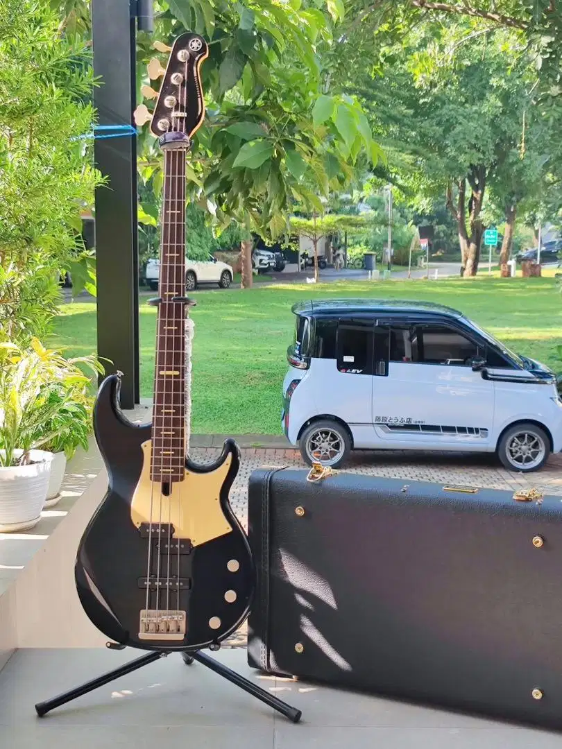 Yamaha BBP34 Hitam Bass Pemakai Pribadi