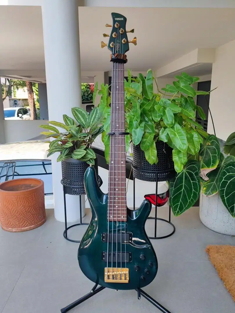 Yamaha TRB5ii TRB 5ii Japan Bass Pemakai Pribadi