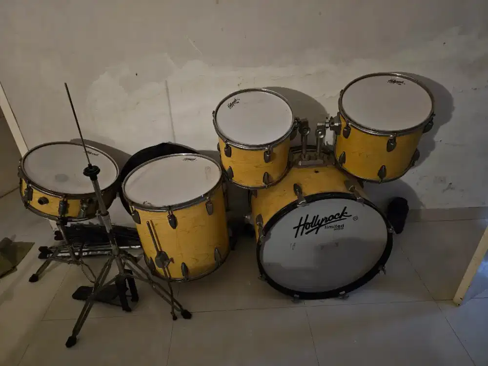 Set Drum Hollyrock Bekas Layak Pakai