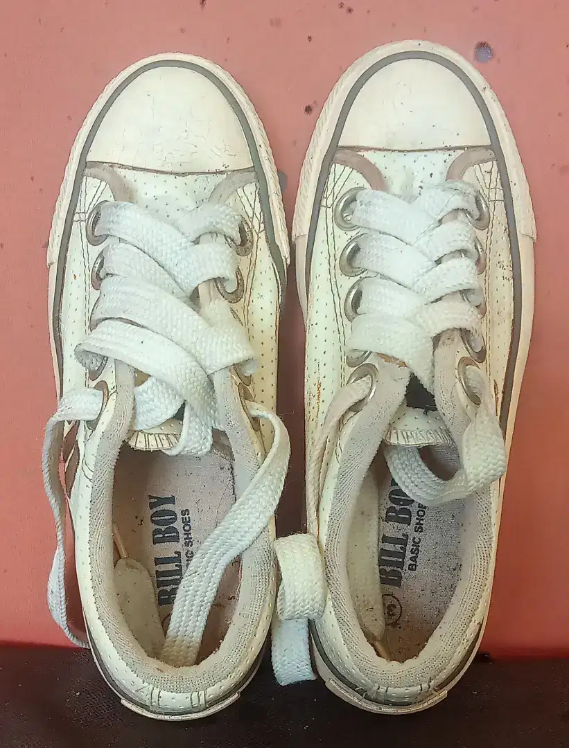 Sepatu bill boy ukuran 37