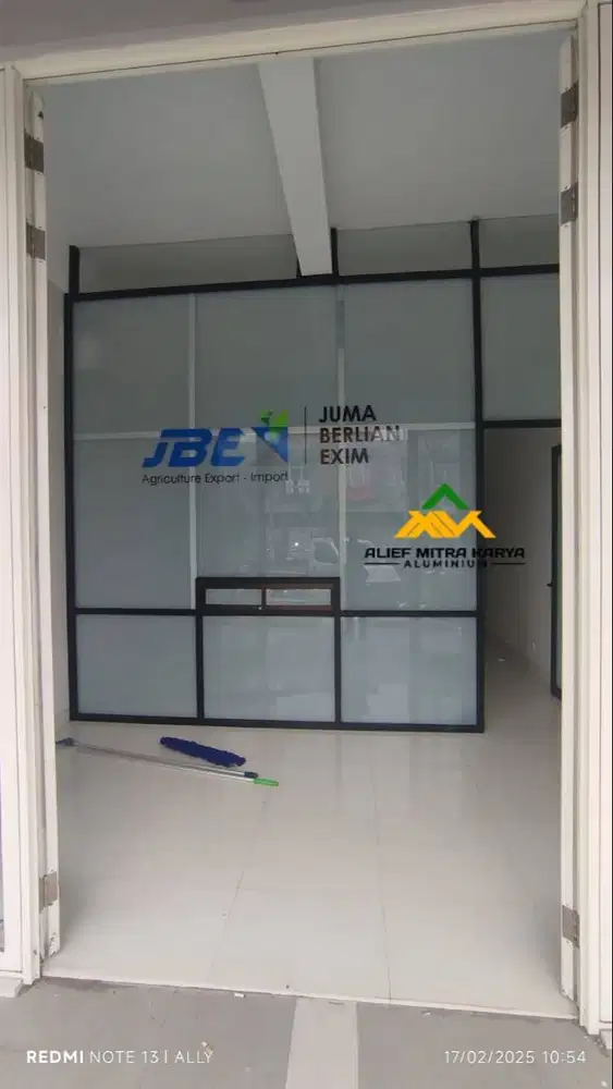 Pintu, Kaca, Partisi aluminium, Kusen, Pintu ACP, Pintu kamar mandi,